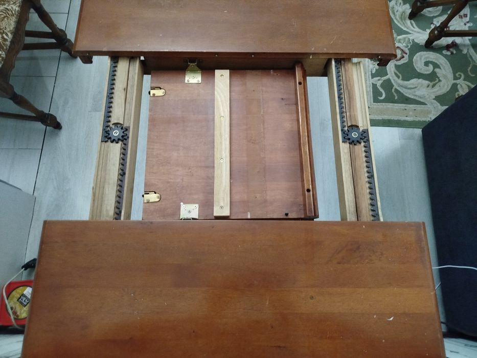 Стол малазийское дерево