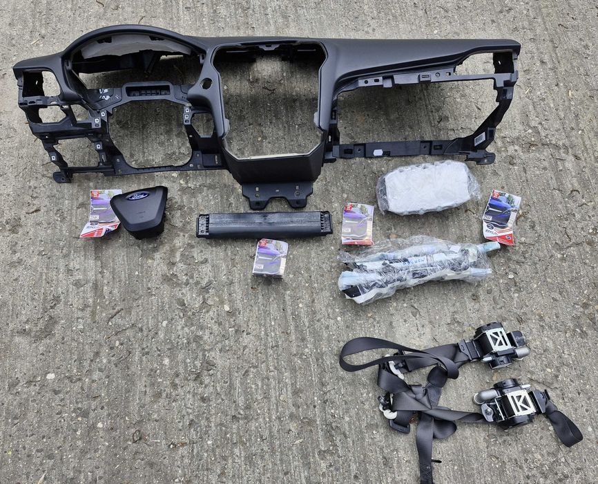 FORD Mondeo MK5 - plansa de bord - kit airbag volan pasager genunchi