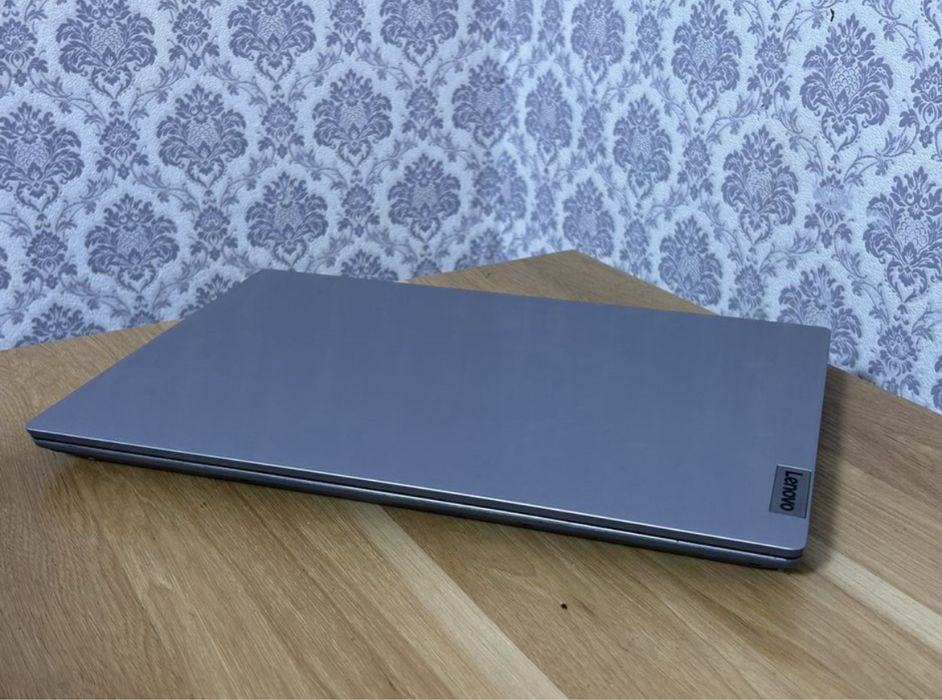 продаю ноутбук lenovo