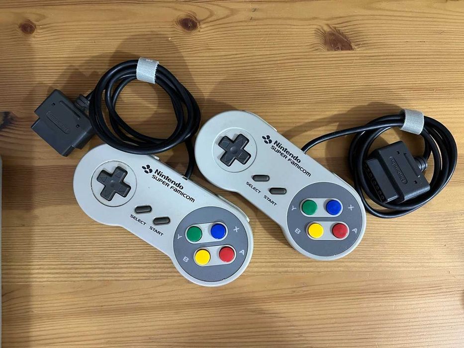 Nintendo Super Famicom (Оригинальная приставка)