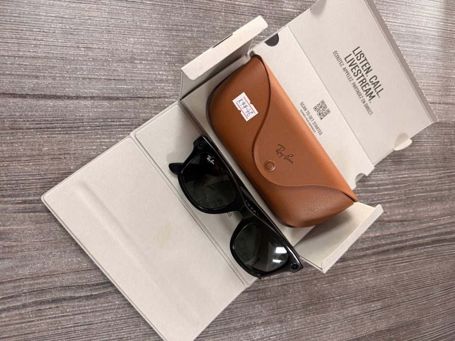 Ray-Ban wayfarer•Baitimes 0.0.24