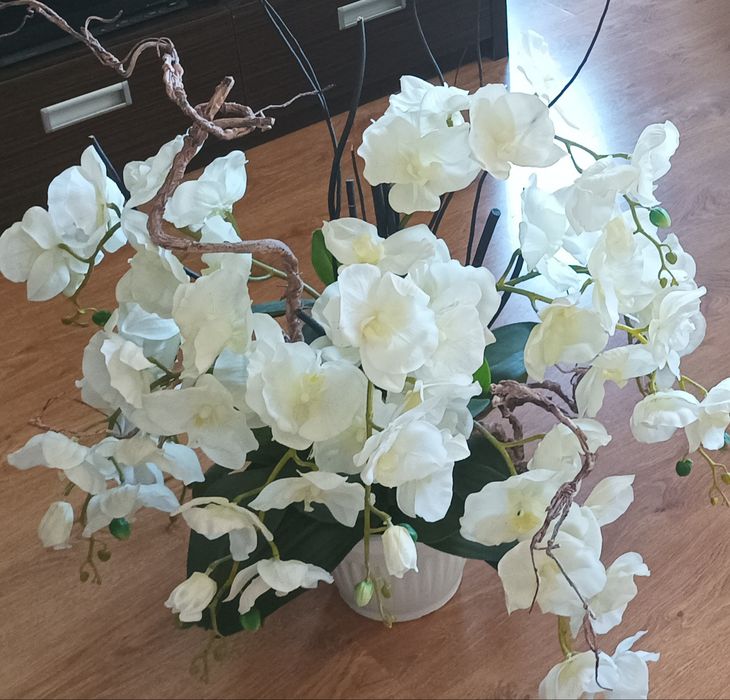 Изкуствена орхидея