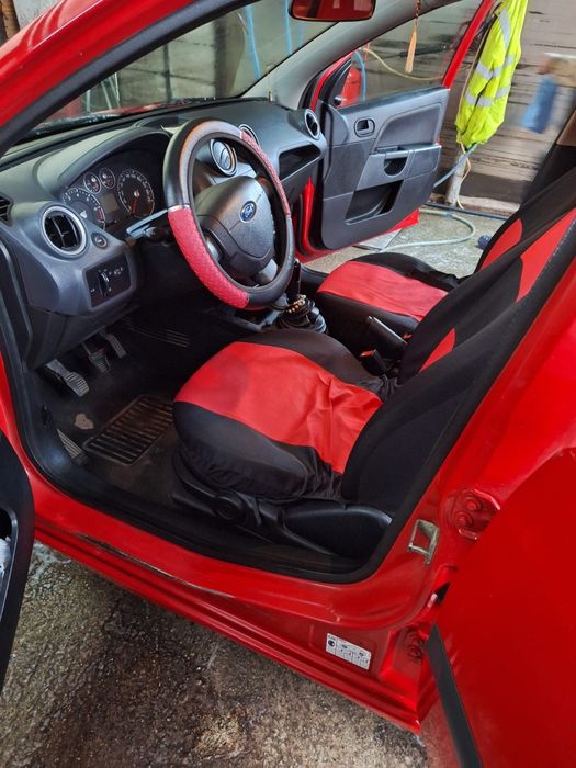 Vand Ford Fiesta