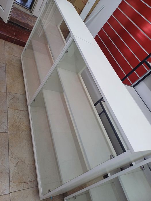 Витрина стекло лдсп