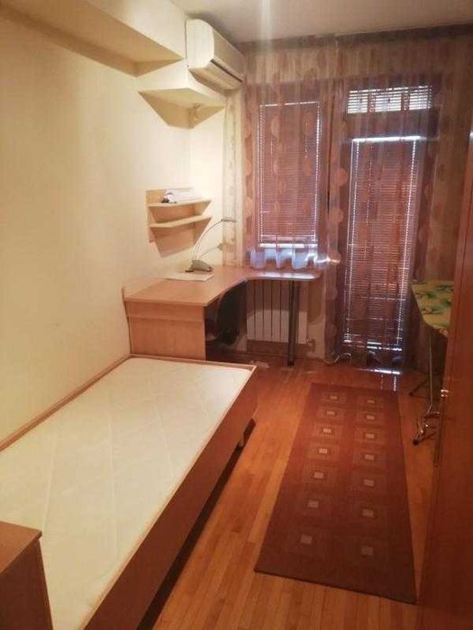 Дава се под наем Тристаен апартамент в София, Витоша - 95 кв.м за 612 € - Снимка #3