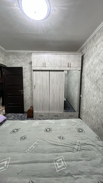 2xona 1etajda Kv sotiladi 415mlnga srochna