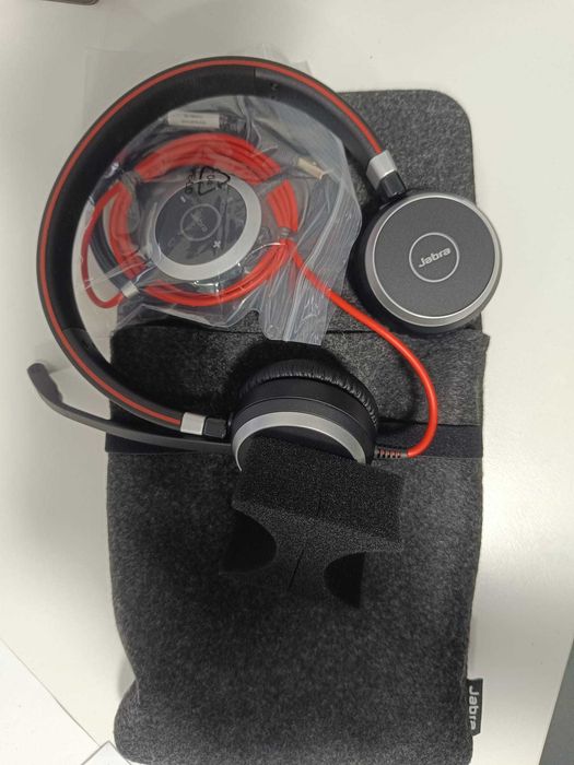 Casti profesionale cu fir Jabra Evolve 40