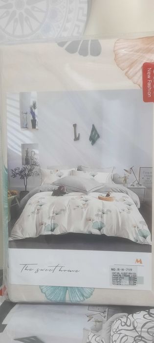 Vând lenjerie de pat