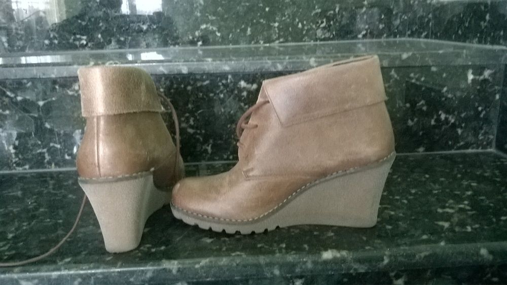 Дамски боти от естествена кожа