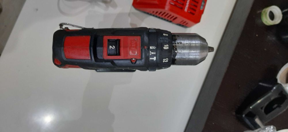 Milwaukee Autofiletanta cu percutie bormasina cu ciocan