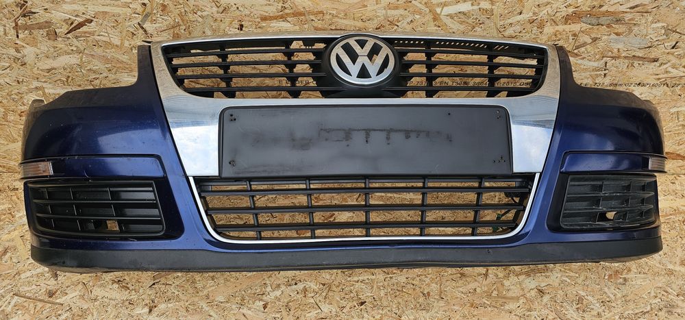 Bară față/Faruri Passat B6 Originale  Complete Faruri Hella cu becuri incluse PACHETUL 2 000 de Lei culoare bară LD5Q
