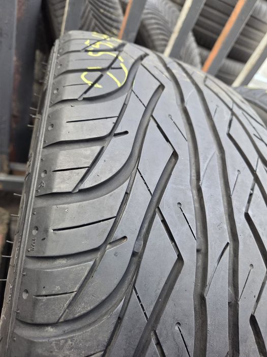 Anvelope vara 255 40 20