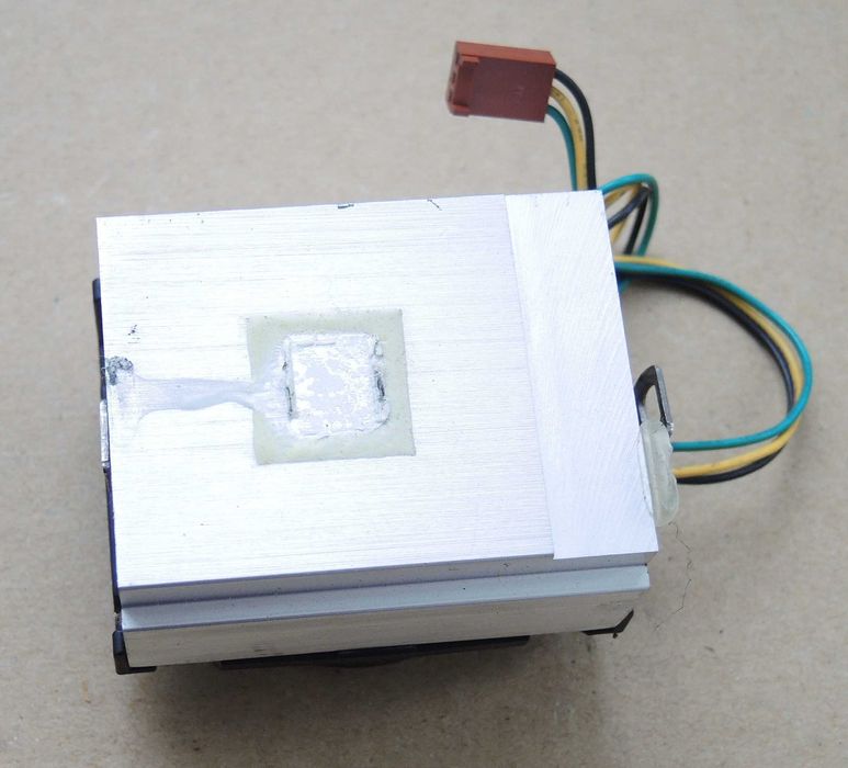 CPU Cooler Intel Box Socket 370 Testat #1