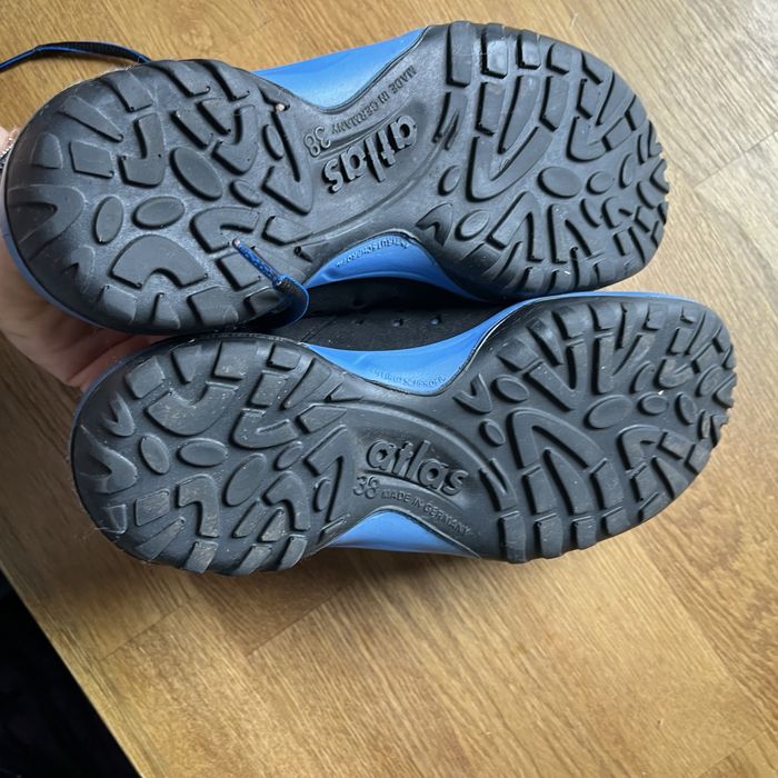 Atlas работни обувки 38номер -употребявани.