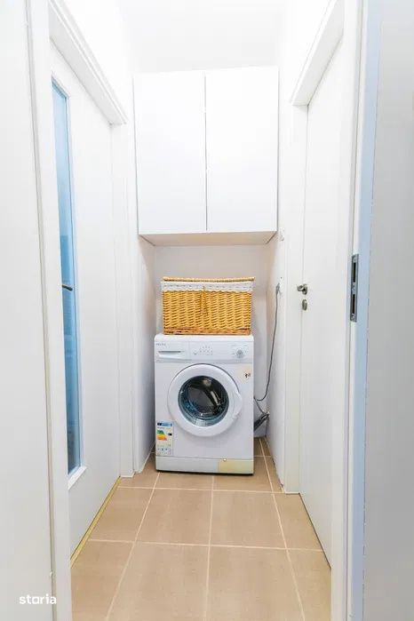 Apartament 3 camere, 53 mp, zona Craiovita Noua