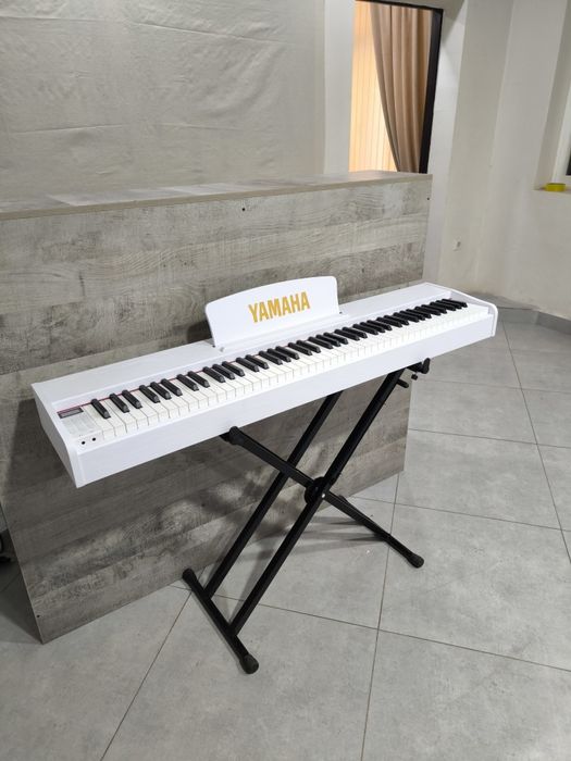 Yamaha . Цифровое пианино.Цифровое фортепиано.Электронное пианино