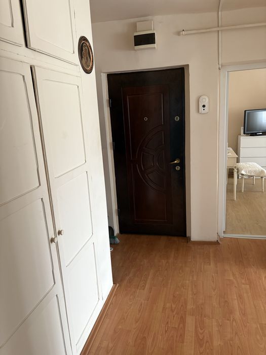 Vand apartament micalaca zona 700 etaj 4 cu casa la tara