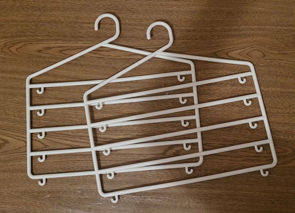 Плечики / вешалки для одежды