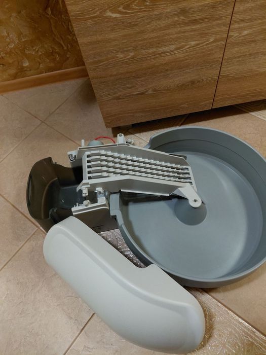 Автоматична котешка тоалетна Simply clean