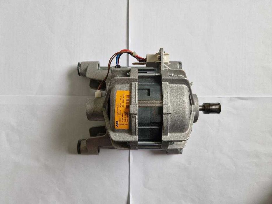 Мотор пералня Ariston AMD129EU 17500 RPM ACC 20585.108