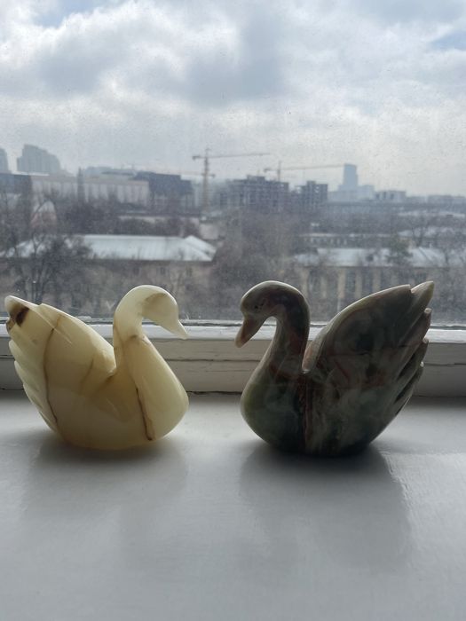 Сувенир Лебедь из оникса