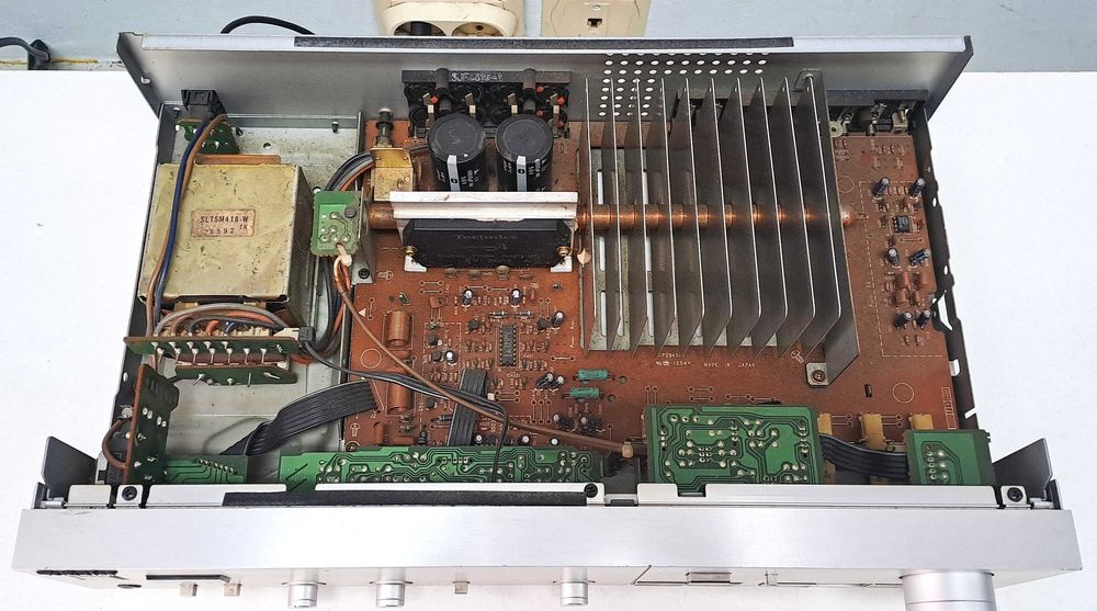 Technics SU V 1 X amplificator vintage statie sunet bun