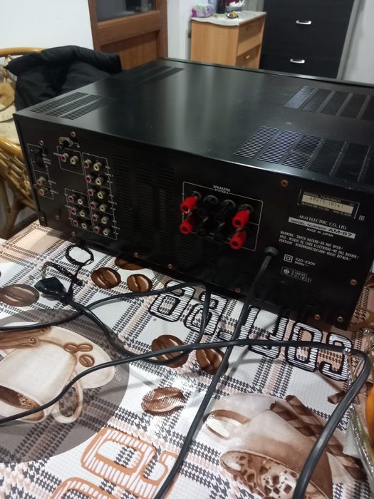 Amplificator Akai am 67