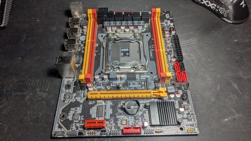 Сет с подарком на xeon x79