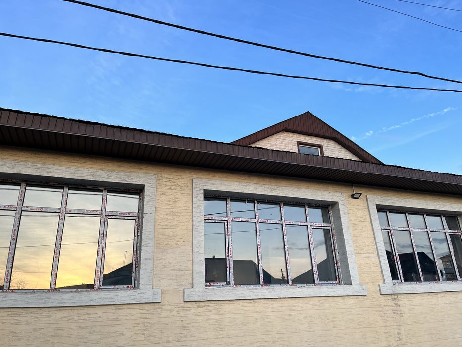 Пластик терезелер