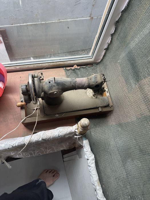 Продам швейный машину