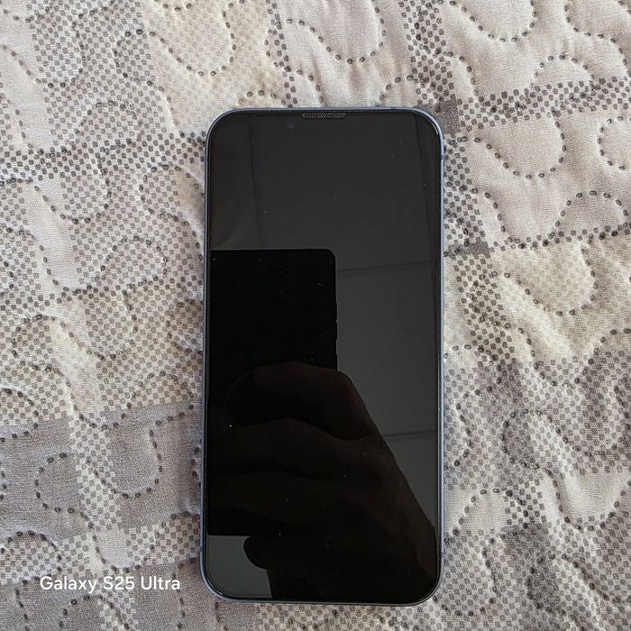 Продавам IPHONE 14