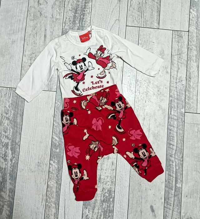 Бебешки дрешки за момиче