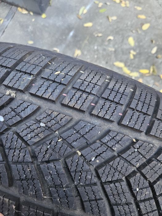 anvelope iarna Goodyear Ultragrip Performance