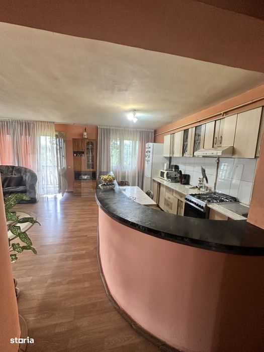 Casa de vanzare, 400 mp, teren 500 mp, zona Sud