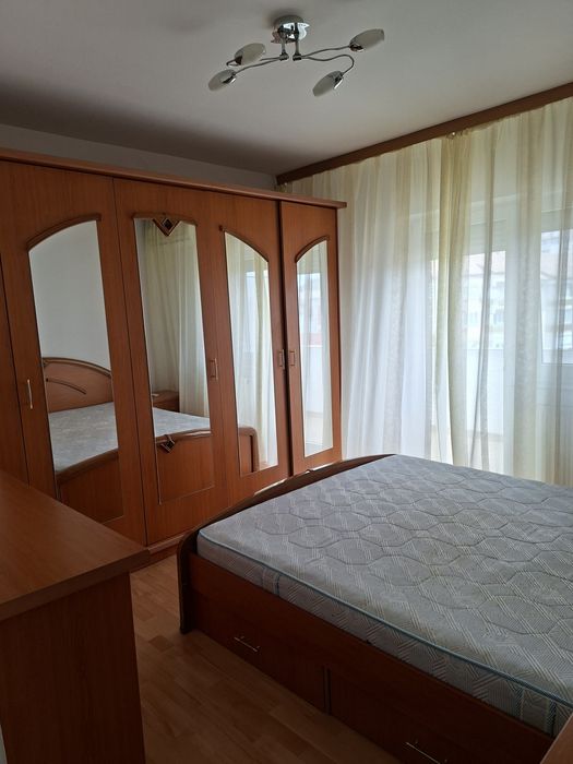 Chirie apartament 3 camere Dorbob