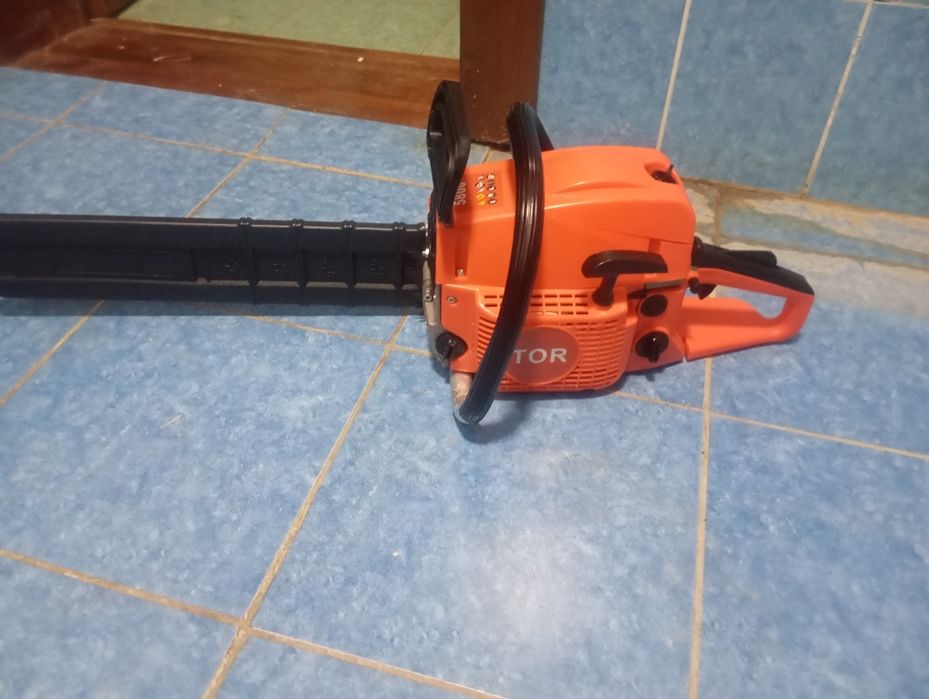 Бензопила ағаш қырқамыз