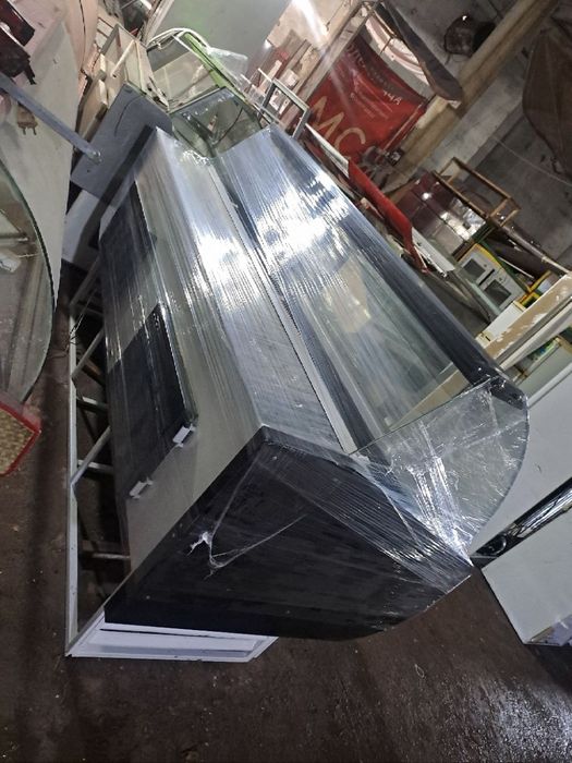 Ветрина халаделник