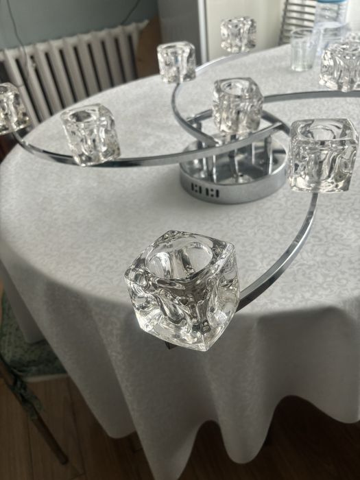 Продам люстру в хорошем состоянии