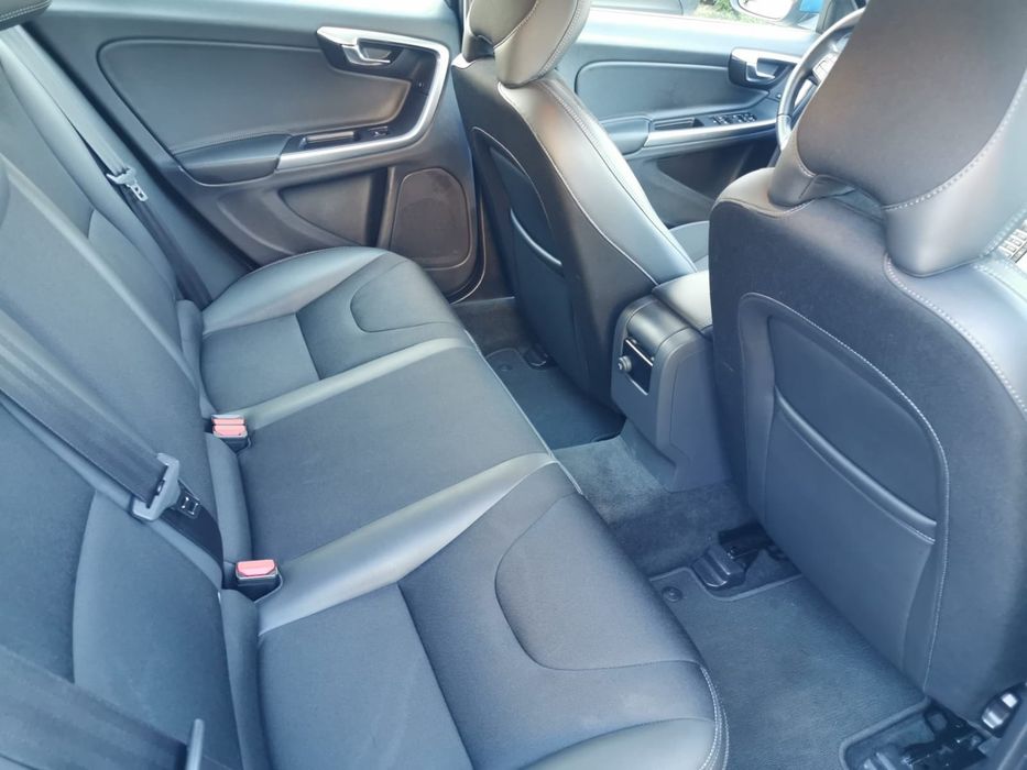 Vand urgent Volvo v60 D3 150 cp 2016