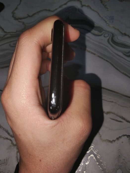 Прадаётся айфон7