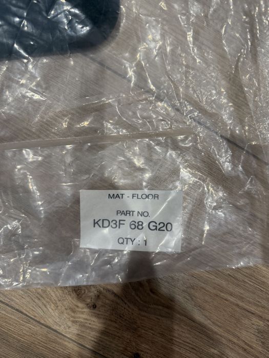 Оригинальные коврики на Mazda CX5 2019