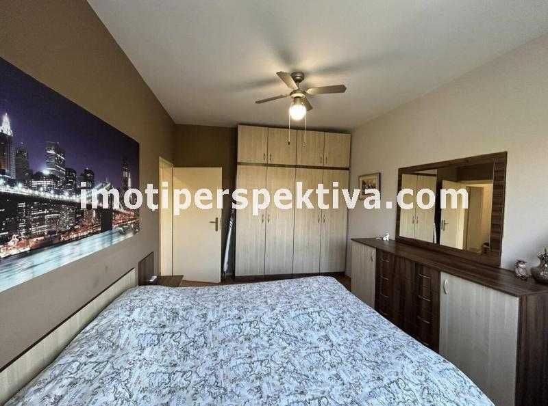 Продава се Тристаен апартамент в Пловдив, Център - 83 кв.м за 2025 €/кв.м - Снимка #6