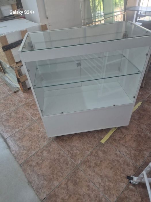 Продам торговое оборудование
