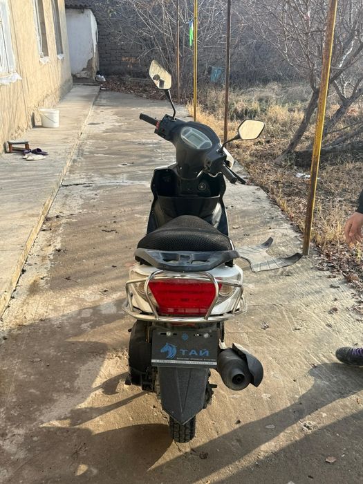 Мопед м8 про 150куб идеал царапин нету