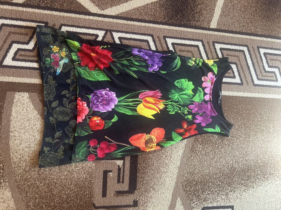 Елегантен топ Desigual