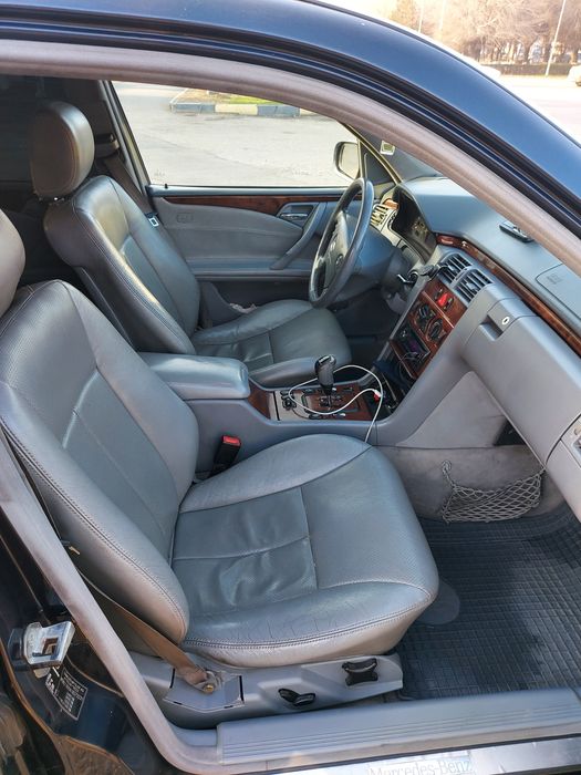 Mercedes-Benz e220 w210 2.2 турбо