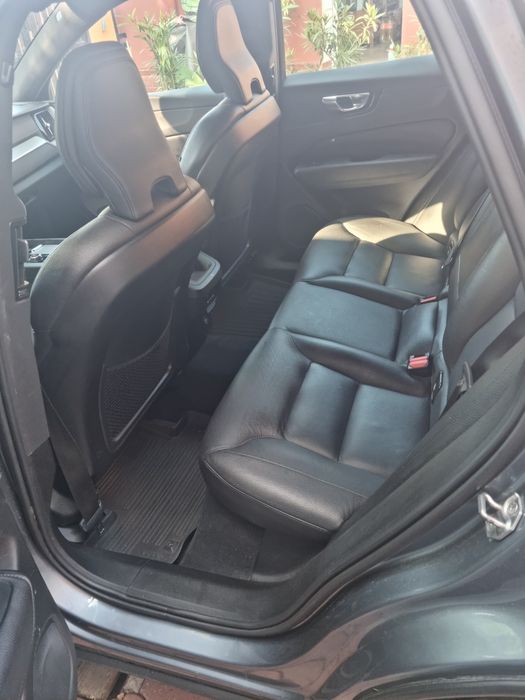VOLVO XC60 2020 — imagine 3