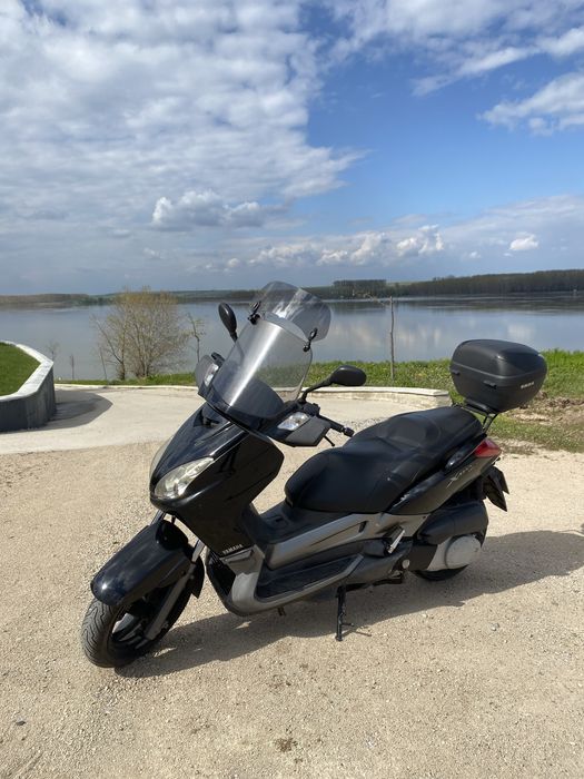 Yamaha X-MAX 250