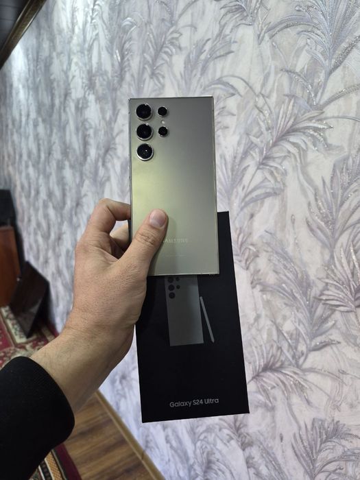 Srochno Samsung S24 Ultra 12/256 Korea sotiladi
