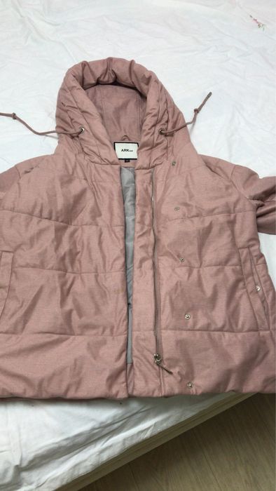 Курточка теплая легкая с кармашками